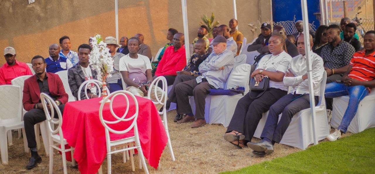Accompagnement des communautes par la Fondation LOUISWATUM
